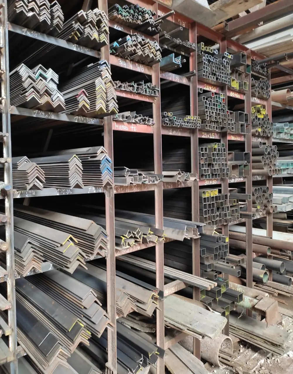 Ferretería y perfiles de Hierro BIFI Berisso Insumos Ferreteros Industriales